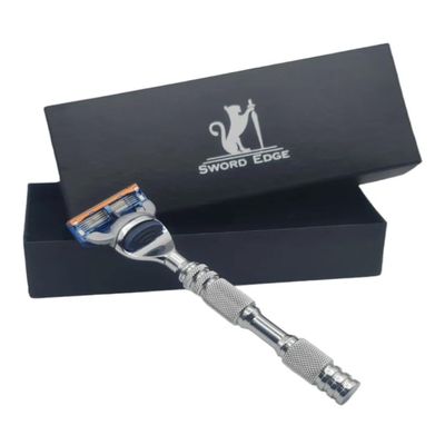 Conquer Shaving Mountains with the Sword Edge Fusion 5 compatible razor - "Breeze" (Box)