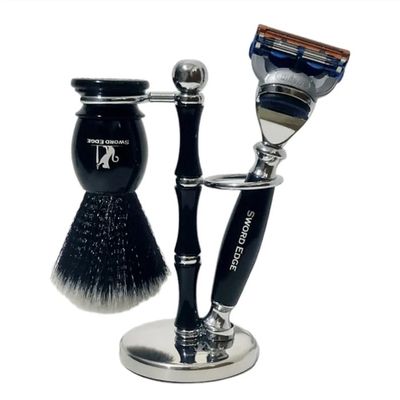 Convert your mundane routine to a luxurious ritual with Sword Edge Fusion 5 compatible Shaving set "Waylon5"