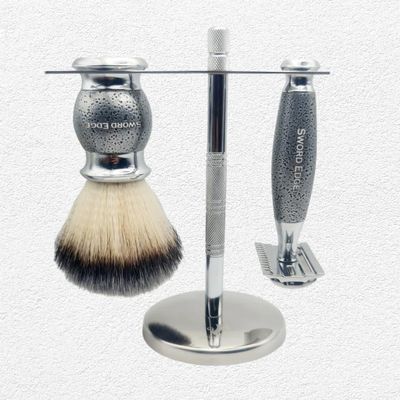 Indulge into a Luxurious shave like never before with Sword Edge Shaving set "Dalem" (Also available with 2 in 1 OC+CC head) (With Standard head)