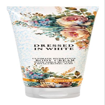 Bath and Body Dressed In White Ultimate Hydration Body Cream | 8 Oz