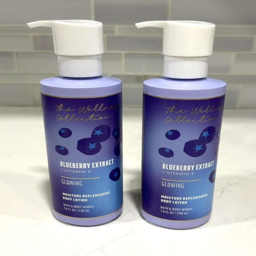 2 Moisture Replenishing Lotion Wellness Collection PUMP 7.8 FL OZ BLUEBERRY EXTRACT GLOWING BODY LOTION