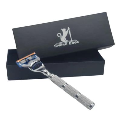 The mighty ally in the battle for a superior shave, the Sword Edge Fusion 5 compatible razor - "Ravon3" (With Box)