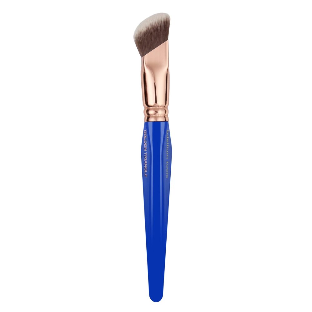 Bdellium Tools Professional Makeup Brush - Golden Triangle 967 Soft Square Foundation - With All-Vegan Synthetic Fibers, For Creating a Flawless Complextion (Blue, 1pc)