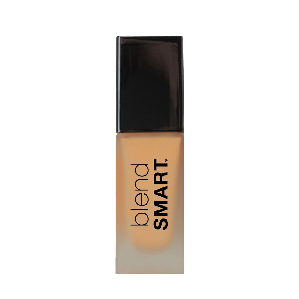 blendSMART Less is More Satin Foundation SPF15 (Bronze Night, 1 Fl Oz)