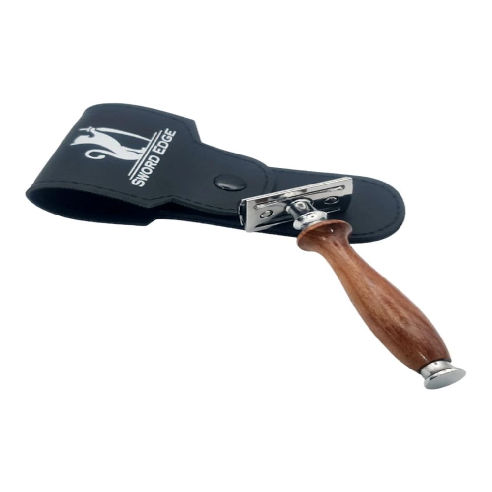 Embrace the art of the perfect shave with Sword Edge DE razor "Woodzie" (Also available with 2 in 1 head -OC and CC base plate) (Pouch with 2 in 1 head)