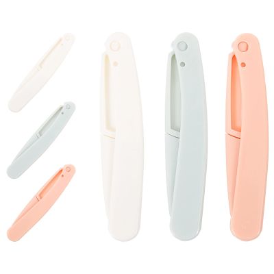 MERRYHAPY 6pcs Portable Eyebrow Trimmer Kit Facial Razor for Women Shaping Tool for Eyebrows and Fine and Easy to Use Lightweight Design Random Color