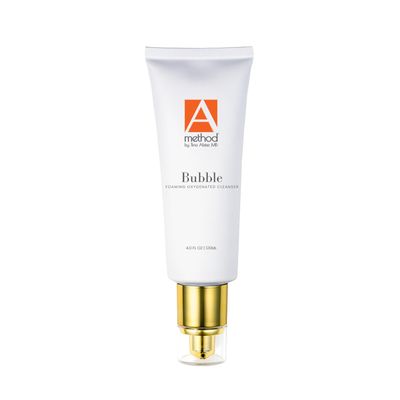 Bubble Foaming Oxygenated Cleanser by Tina Alster, MD Foaming cleanser loosens makeup and impurities while preserving skins natural barrier.