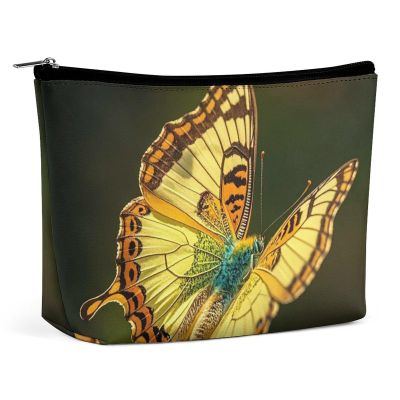 RKJVB Flying Golden Butterfly Makeup Bag for Women Portable Cosmetic Bag Waterproof Toiletry Bag Storage Bag Large Makeup Pouch Aesthetic Handheld Makeup Bag for Travel Work