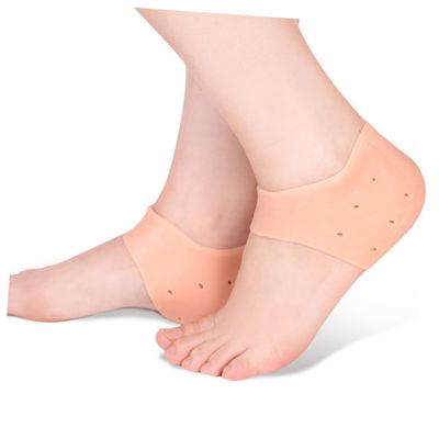 FOYTOKI Silicone Gel Heel Socks Foot Care Protector for Cracked Skin Heel Protective Sleeve Comfortable Elastic Moisture Locking Material