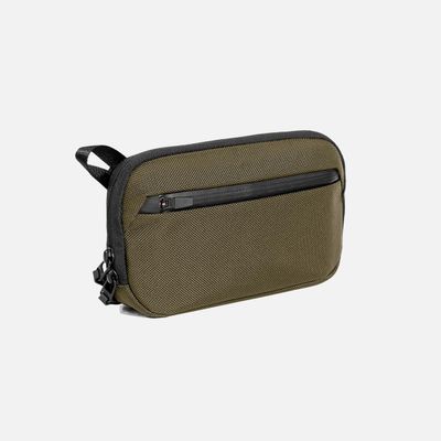 Air Slim Pouch 2 Toiletry Kit, green, One Size