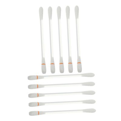Baluue 100pcs Break off Lip Care Stick Moisturizing Cotton Swabs for Oral Care Anti-aging Lip Treatment Safe and Skin-friendly Individually Wrapped for Convenient Use