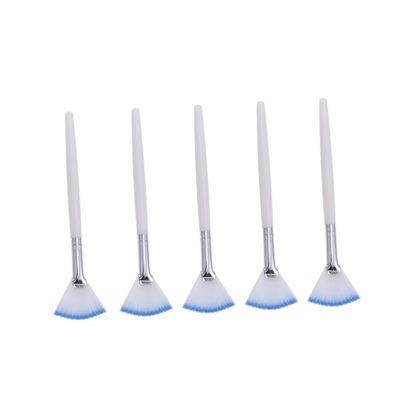 BIUDECO 5pcs Fan-shaped Facial Mud Mask Brushes Soft Flexible Bristles for Easy Application Skin Care Tool for Professionals and Makeup Beginners White