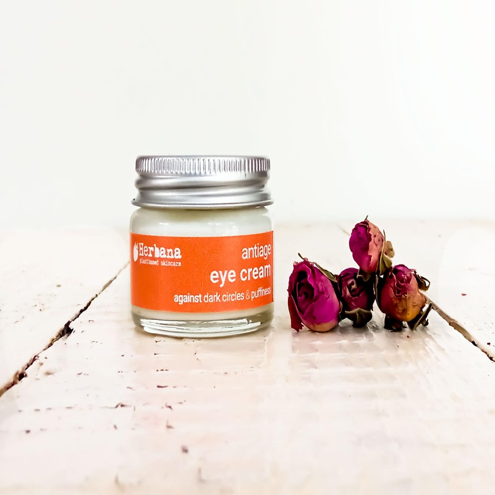 Anti aging Night Eye Cream for Nourishment & Hydration against Dark Circles and Puffiness