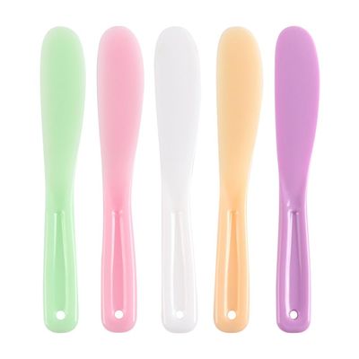 6 Pcs Makeup Mixing Spatula Spoon Scraper Reusable Plastic Cosmetic Mask Mixing Spoon Scoops Spatulas Stick Applicator Beauty Spa Makeup Tools for Facial Skin Care DIY Mask (Random Colors)
