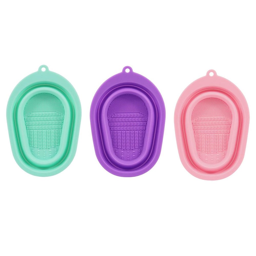 ASAKKURA 3pcs Silicone Makeup Brush Cleansing Mats Durable Cleaning Trays for Brushes Sponges and Makeup Tools Effortless Cleaning Pink Green and Purple