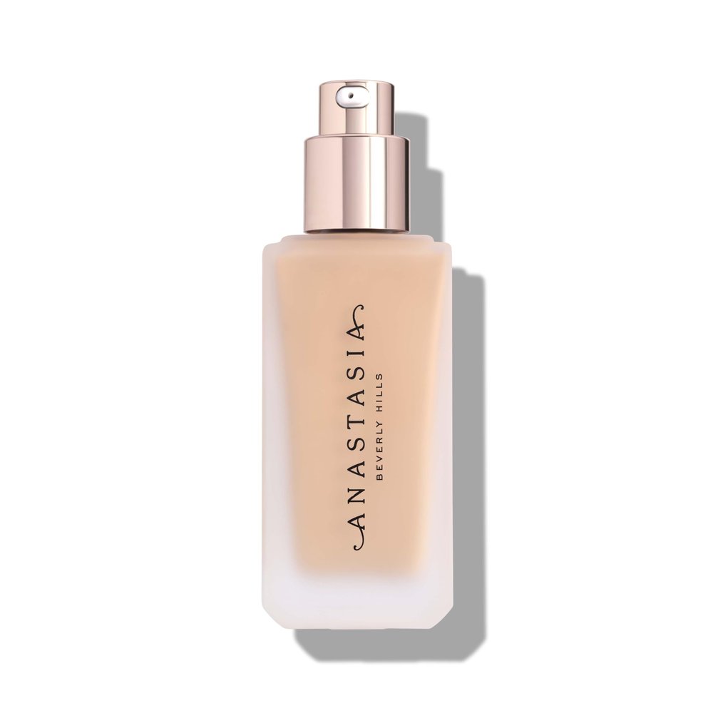 Anastasia Beverly Hills - Impeccable Blurring Second Skin Matte Foundation - 2.5W