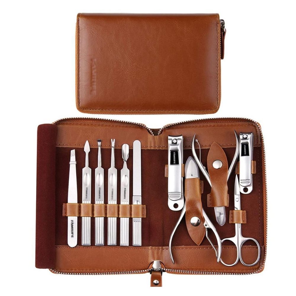 A1DFDFGOQSFG Nail Clippers Kit Manicure Set Professional Pedicure Set Nail Scissors Grooming Kit with Leather Travel Case Pedicure Tools Kit Grooming Kit Manicure Set (Color : Brown) (Brown)