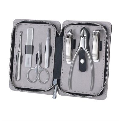 A1DFDFGOQSFG Nail Clippers Kit Portable Nail Clipper Set, 7 Pieces Pedicure Grooming Kit for Men Women, Sharp Finger&Toe Nail Tool, Personal Care Manicure Kit with Leather Case Manicure Set (Co