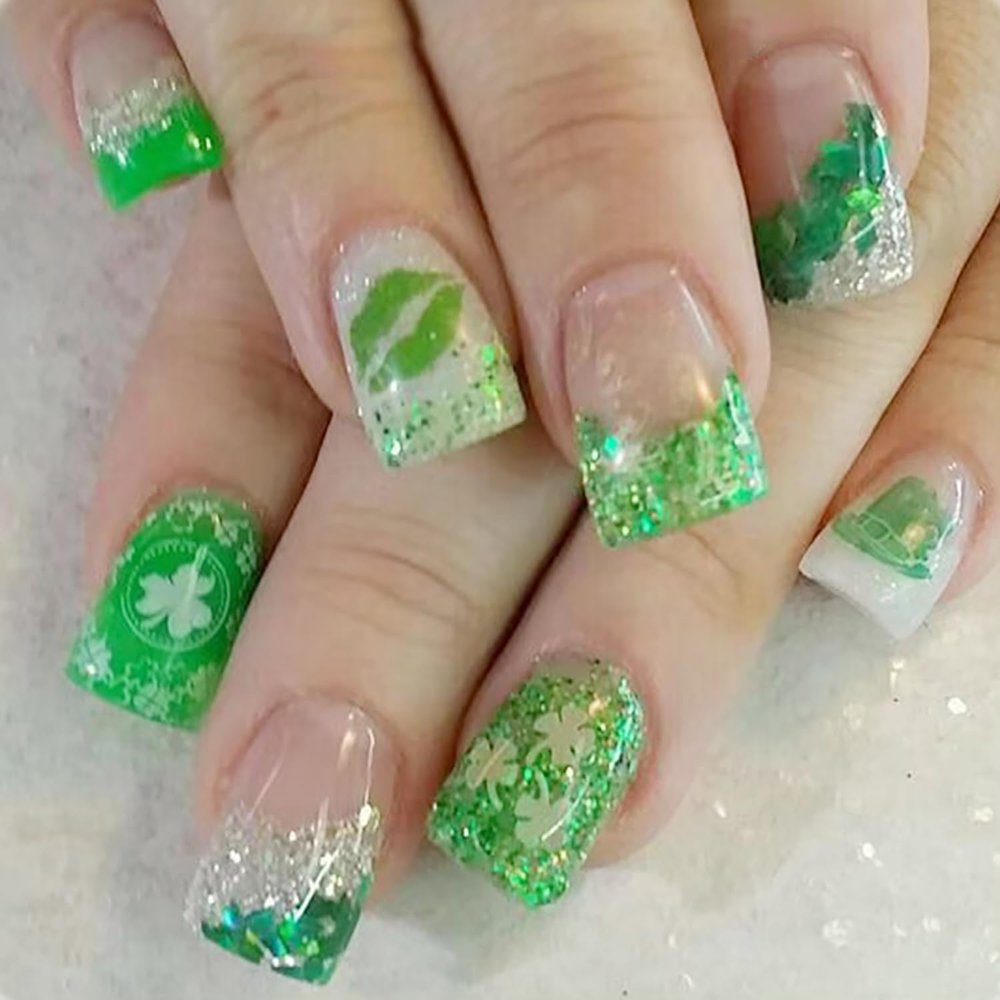 24Pcs St. Patrick's Day Nails French Tip Press on Nails Short Square Fake Nails Shamrock Glue on Nails Glitter Nail Tip Acrylic False Nails Lucky Clover Artificial Nails Green French Stick on Nails