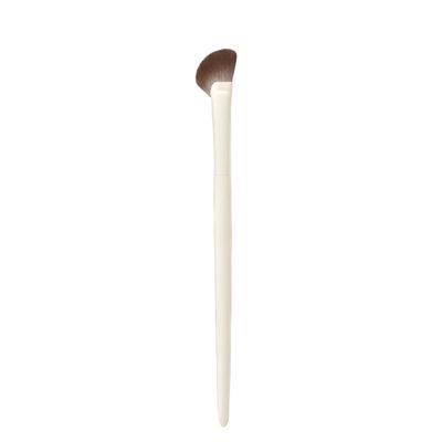 Angled Nose Contour Brush  Half-Fan Nose Shadow Brush for Precision Highlighting & Detailing, Soft Synthetic Bristles, Small Blending Brush for Eyeshadow, Porcelain White Handle, 1 Count