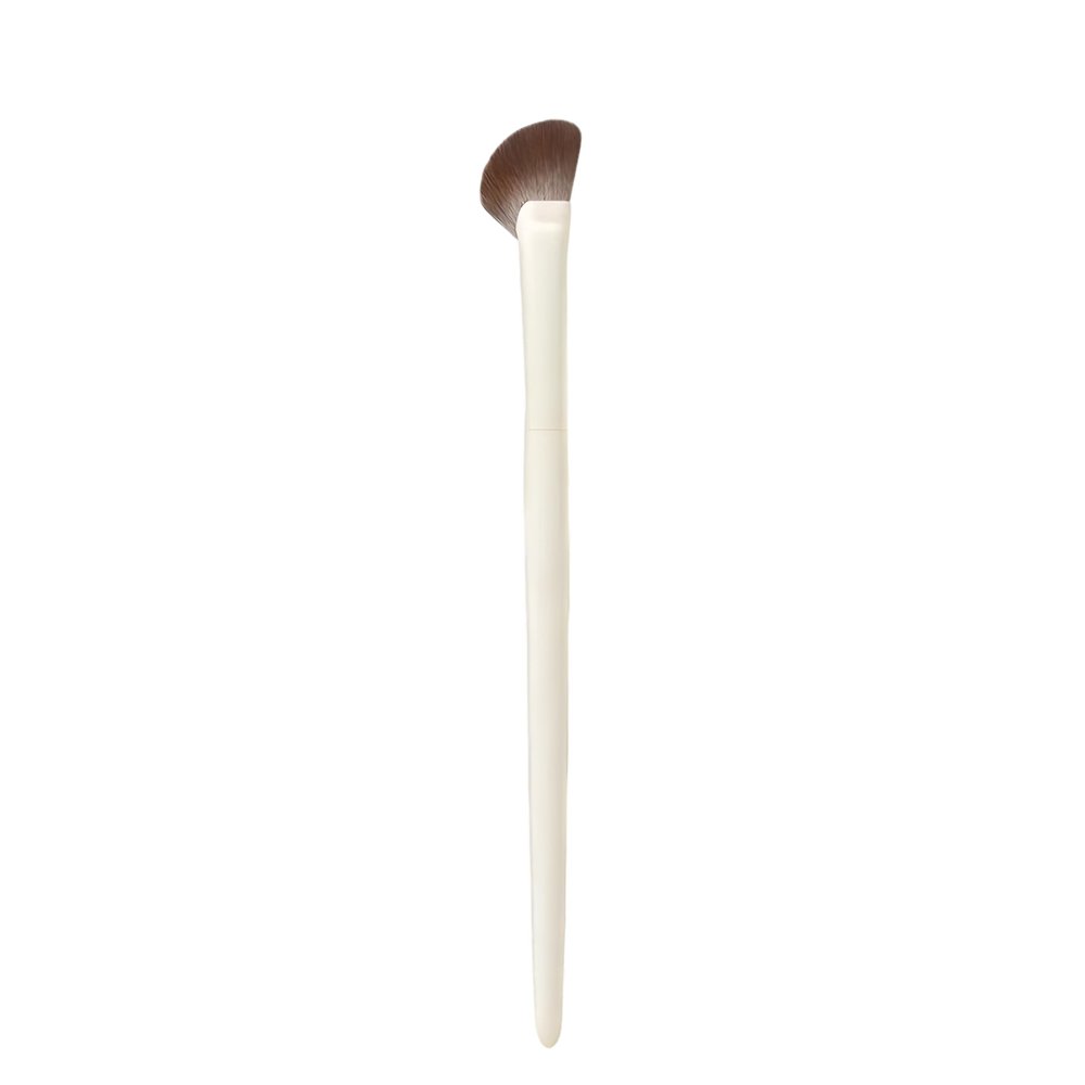 Angled Nose Contour Brush  Half-Fan Nose Shadow Brush for Precision Highlighting & Detailing, Soft Synthetic Bristles, Small Blending Brush for Eyeshadow, Porcelain White Handle, 1 Count