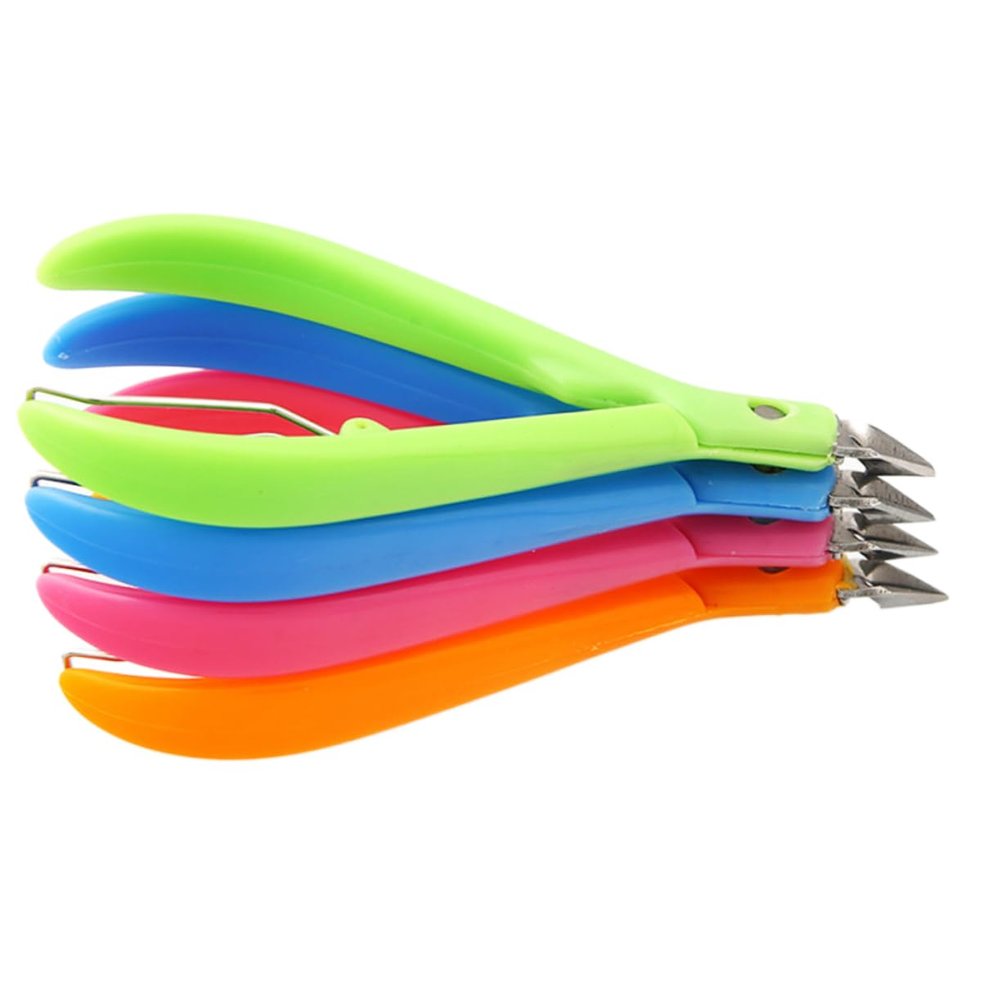 Beatifufu Manicure Tool Cuticle Nipper with Rounded Handles Precision Cutting for Clean Snip Essential Nail Art Accessory Random Color