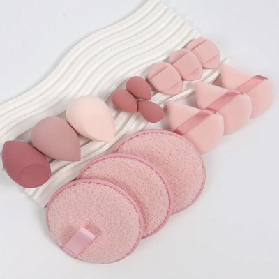 15pcs Makeup & Facial Tools Set, Including 3 Face Cleansing Puffs, 3 Makeup Sponges, 3 Mini Makeup Sponges, 3 Loose Powder Puffs, And 3 Mini Finger Cushion Powder Puffs.