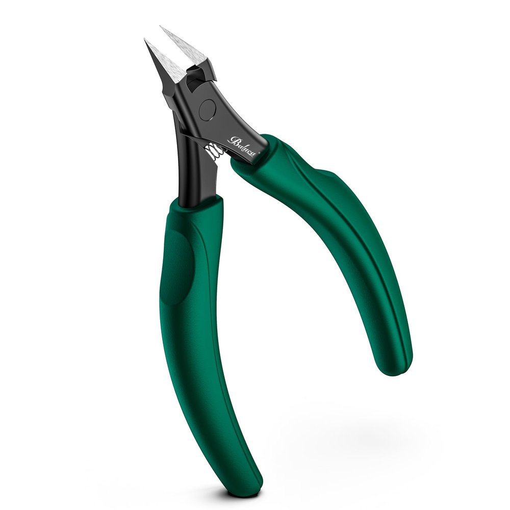 BALUCA Straight Edge Toenail Clippers for Thick Nails & Ingrown Toenails  Heavy Duty Straight Blade Toe Nail Clipper with Long Handle, Toe Nail Cutters for Adults, Seniors, Men and Women -Green