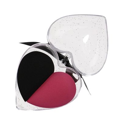 Beatifufu 2pcs Heart Shape Flocking Makeup Sponge for Wet and Dry Use Foundation Blending for Concealer Reddish Black Color