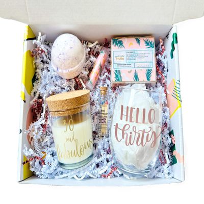 30th Birthday Candle Small Spa Gift Box, Handmade Unique Birthday Basket, Thirty Self Care Gift Set for Women, Best Friend Relaxation Gift Idea (Self Love)