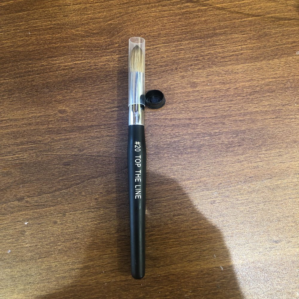 #20 Top The Line Professional Acrylic Brush, Black Handle