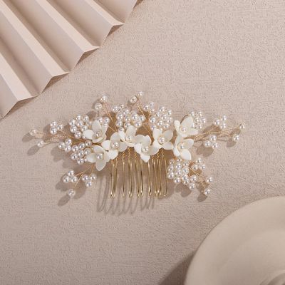 Rumtock White Flower Gold Hair Comb with Pearl Beads for Wedding Brides Women Hair Accessories Jewelry (Gold)
