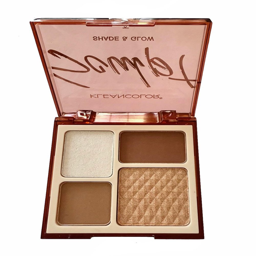 Alexie's Shade & Glow Palette, Sculpt, 4 Color Bronzer and Highlighter, 0.34 oz, Choice of Luna, Espacia, Estrellas or Sol (Espacio, Medium Large)