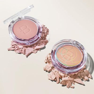 BOM COSMETICS Mood Flex Powder Blush 02 Beige Rose 0.15 oz A Natural Makeup Essential, Perfect Blush for Cheeks, Provides a Pore Filling Effect, Coating Powder for Long Lasting Wear, Korean Makeup
