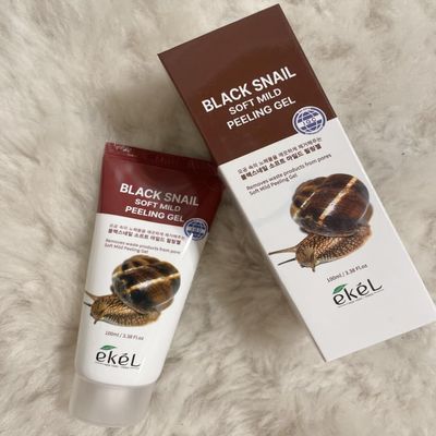 Ekel Black Snail Soft Mild Peeling Gel,6.08 fl oz, Facial Exfoliator/Korea-Beauty/Korea Made