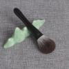 A01 Large Flat Round Face Powder Brush Soft Snow Fox Hair Hand Crafted Makeup Brushes Ebony Wood Handle Professional Make Up Brush view 3
