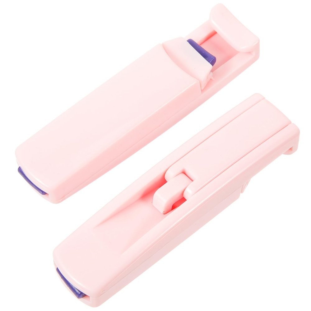 LIFKOME 2pcs Mini Car Shape Plastic Eyelash Curlers Long Lasting Makeup Tool for Easy Safe Lash Curling