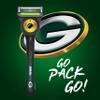 Gillette Labs Special NFL Packers Edition Shaving Razor for Men - 1 Handle, 1 Razor Blade Refill, Perfect for Game Day Grooming, GilletteLabs with Exfoliating Bar view 2