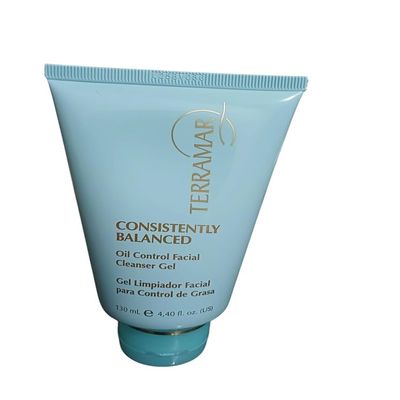 Terramar Consistently Balanced Oil Control Facial Cleanser Gel, 4.39 fl oz