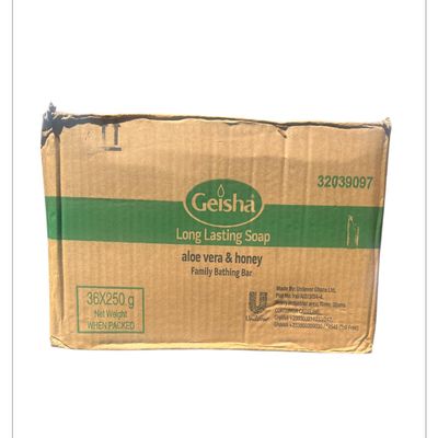 afrikaimports GEISHA LONG LASTING FAMILY BATHING BAR SOAP 36 bars soap (aloe veraand honey 250g)