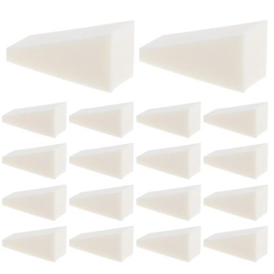 40Pcs Triangle Cosmetic Sponges Mini Makeup Wedges for Precise Application Reusable and Washable for Foundation Blush Eye Shadow Compact Travel Tools