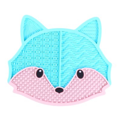 ARTSEWPLY Makeup Brush Pad with Suction Cup Deep Cleaning Tool for Cosmetic Brushes Multi Partition Design for Efficient Makeup Brush Washing present for Friends