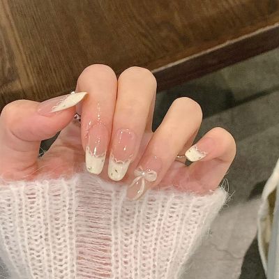 BQZQPAMZ 30Pcs White French Tip Press on Nails Bow Round Medium Length False Nails With 3D Pearls Spring Glue on Nails Acrylic Nail Art Supplies for Women DIY Spring Manicure