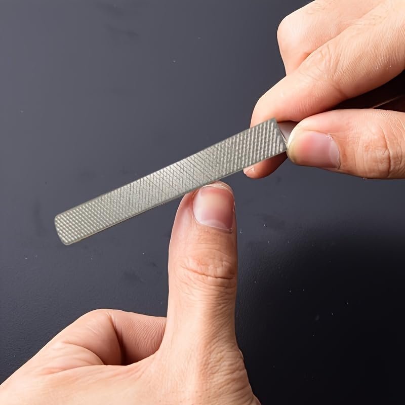 2Pcs Professional Nail Files, Iron Construction, Elegant Design for Manicure and Nail Art
