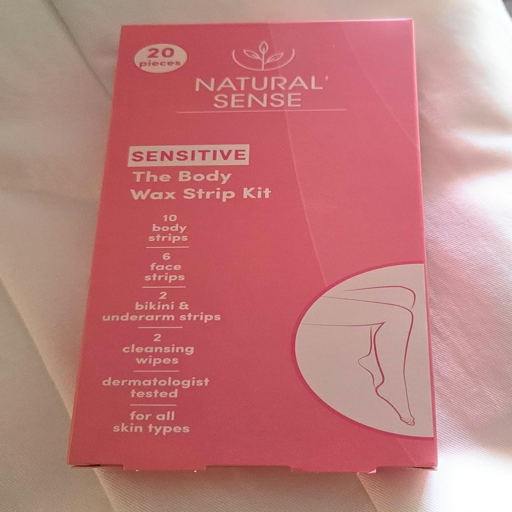 Natural Sense Sensitive Body Wax Strip Kit, 20 Pieces, Dermatologist Tested, For All Skin Types