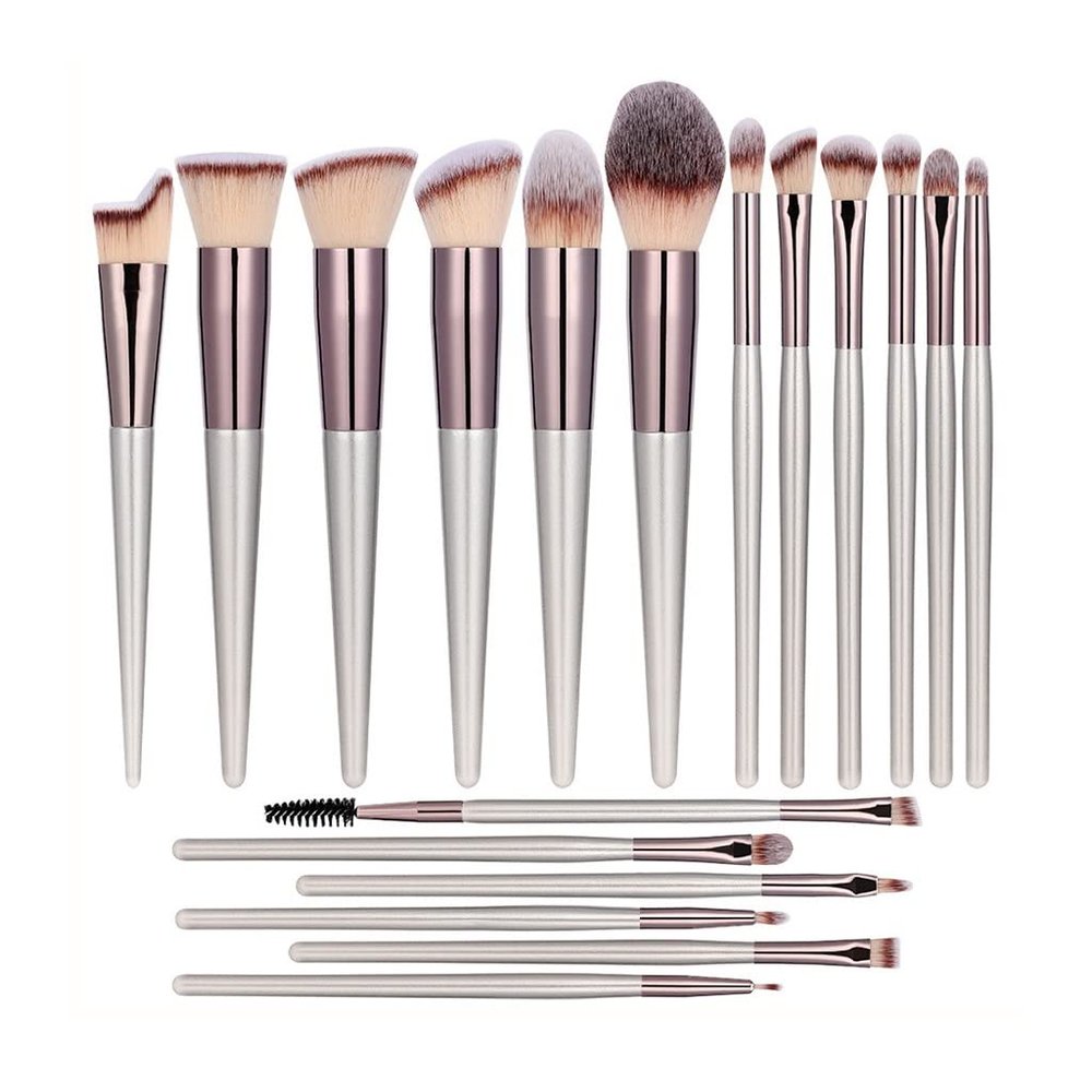 18 Makeup Brush Set Wooden Handle Brush Blush