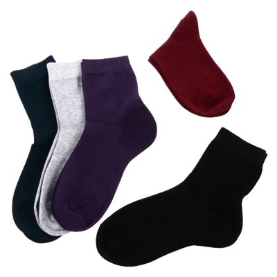 DEARMAMY 5Pairs Silicone Gel Lining Socks for Women Moisturizing Foot Care Socks to Prevent Cracked Skin Soft Cotton Blend for Comfort Random Colors for Daily Use and Long Walks