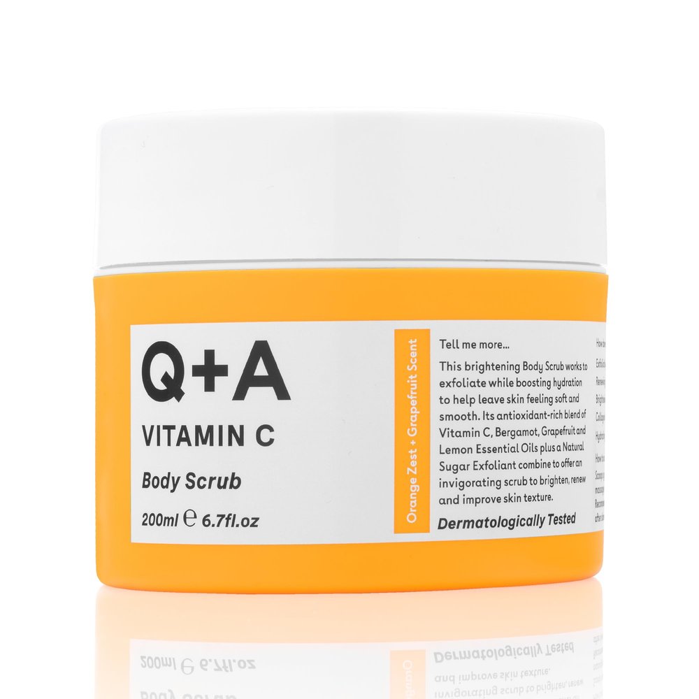 Q+A Vitamin C Body Scrub (200ml), Exfoliating Body Scrub, Brightening and Hydrating Sugar Scrub with Citrus Essential Oils, Vitamin C and Evening Primrose Oil