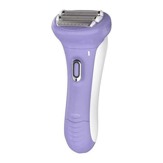 Remiington Smooth & Silky Electric Shaver for Women, 4-Blade Smooth Glide Foil Shaver and Bikini Trimmer with Almond Oil Strip, Shave Wet or Dry, 30 Min Runtime