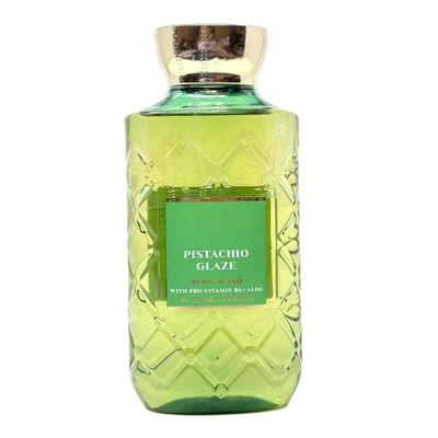 Bath and Body Body Wash that gently cleanses your skin with a rich, bubbly lather (10 fl oz / 295 mL, Pistachio Glaze)